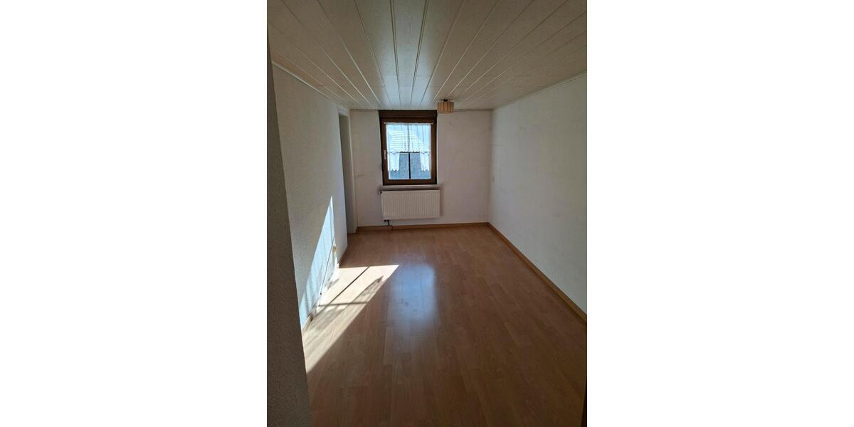 Einfamilienhaus Apolda - 5 Zimmer, 115 m&sup2;, 250.000&euro; | Angebot:27259694