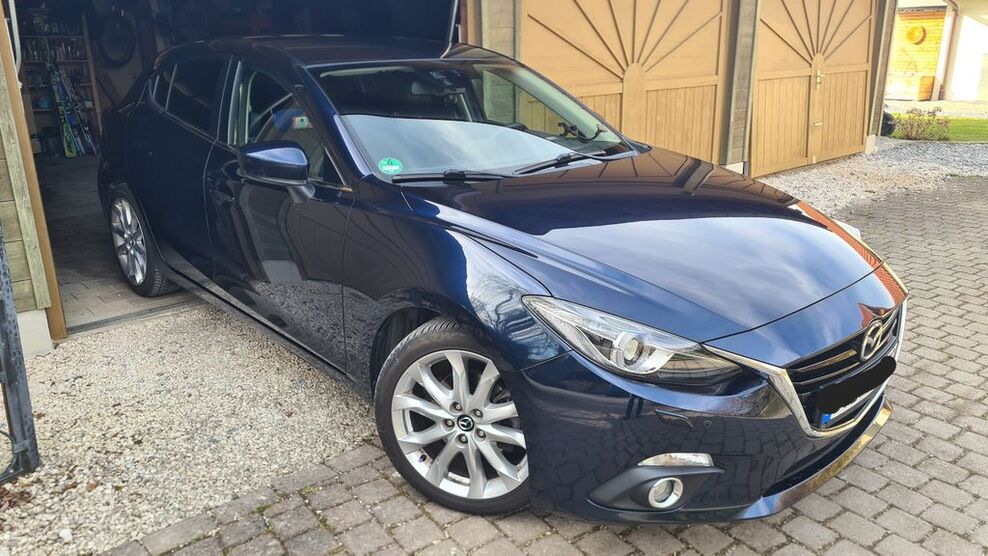 Mazda 3 83.000 km 12.000 € Ainring 83404