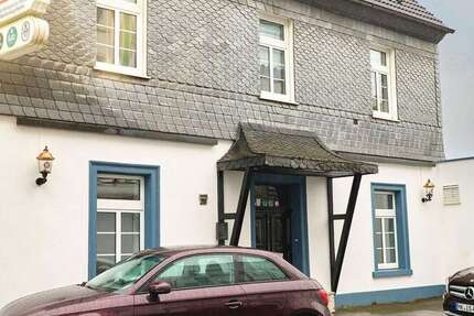 Haus zum Kaufen in Wuppertal 800.000 € 531 m² 10 zimmer