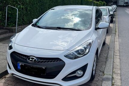 Hyundai i30 119.412 km 6.500 &euro; Aachen 52074