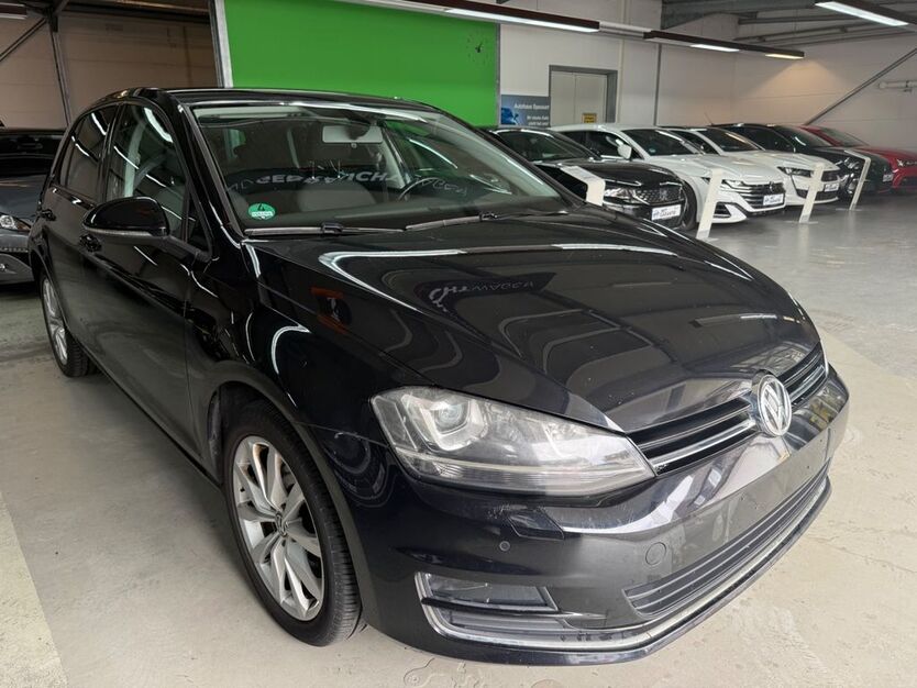 VW Golf 117.000 km 12.300 € Sulzbach 63834