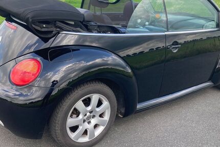 VW New Beetle 210.000 km 4.400 € Bunde 26831