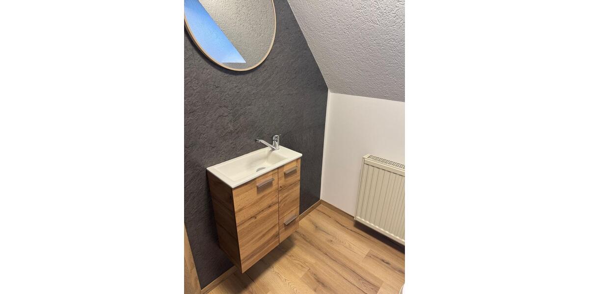 Doppel-Haus-Hälfte in 09599 Freiberg zu vermieten 5 zimmer