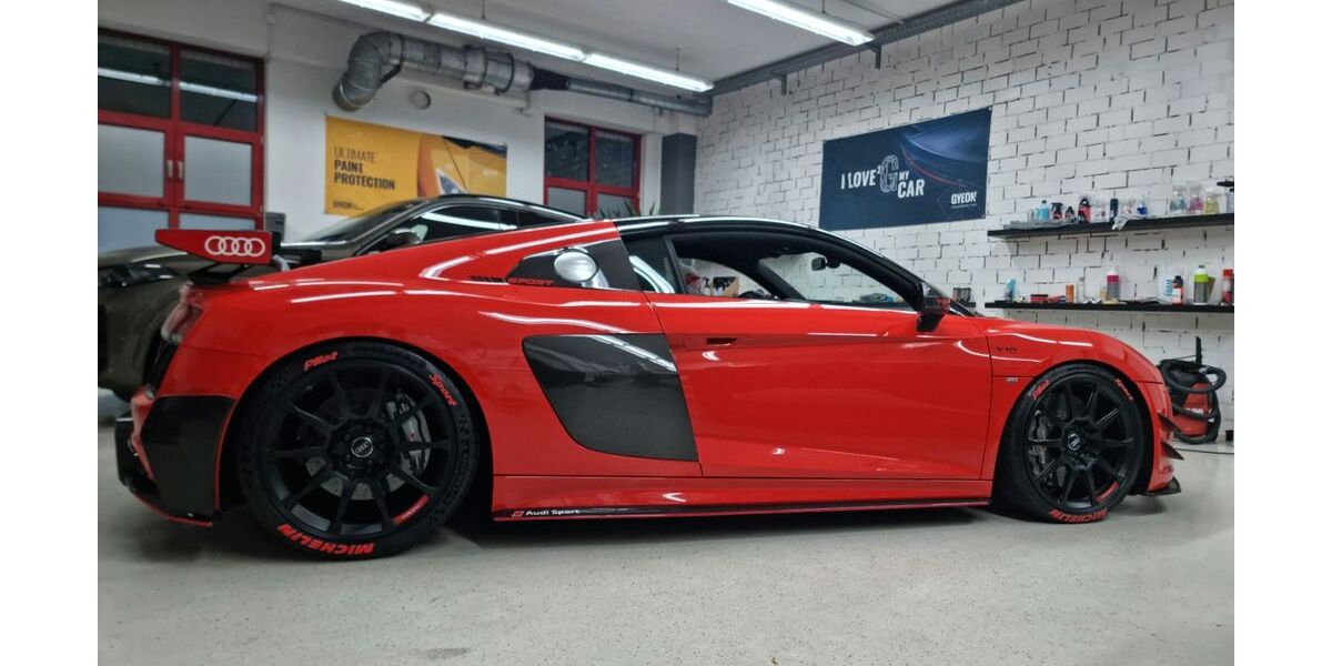 Audi R8 60.000 km 127.000 &euro; Pforzheim 75173
