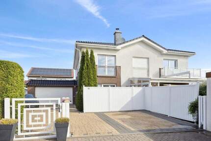 Repräsentatives, lichtverwöhntes Einfamilienhaus in Feldrandlage! 5 zimmer