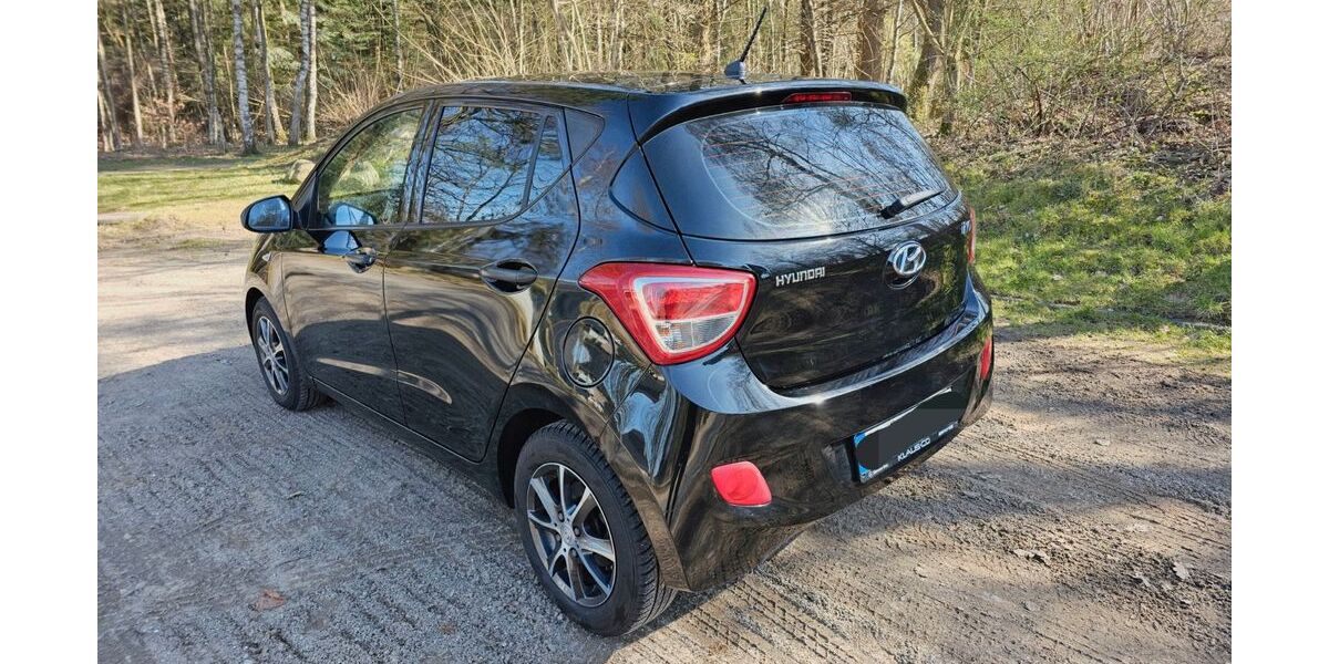 Hyundai i10 122.500 km 4.550 &euro; Trappenkamp 24610
