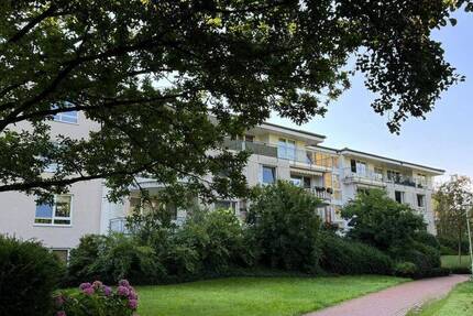 Lichtdurchflutete Wohnung im 1.OG (barrierefrei) im Stadtpark