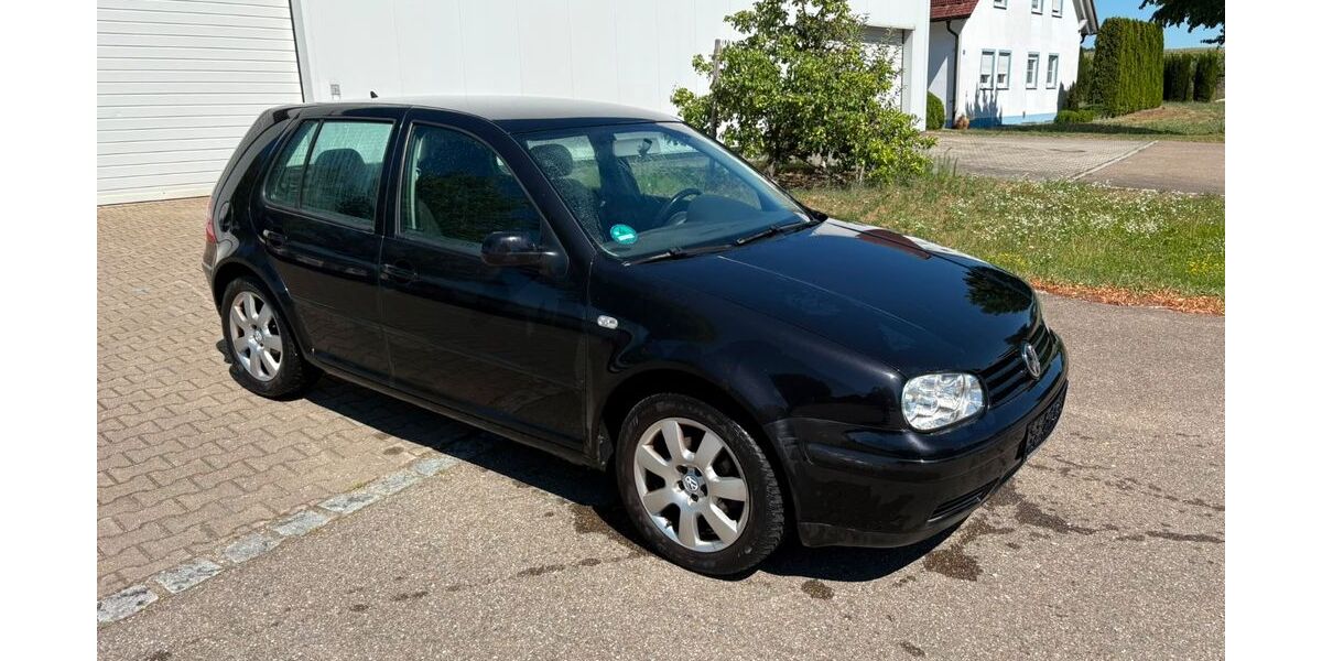 VW Golf 137.000 km 1.990 &euro; Hohenwart 86558