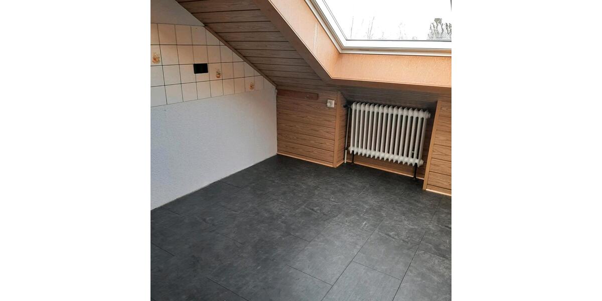 Dachgeschoßwohnung Geldern - 2.5 Zimmer, 57 m&sup2;, 640&euro; | Angebot:24853265