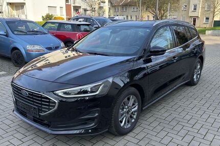 Ford Focus 15.100 km 22.799 &euro; Essen 45143