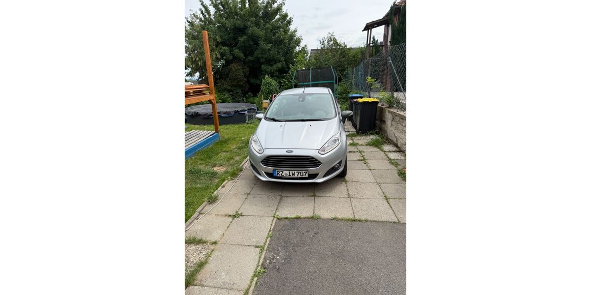Ford Fiesta 90.000 km 5.000 &euro; Lauenburg 21481