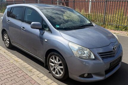 Toyota Verso 285.800 km 3.600 &euro; Hanau 63452