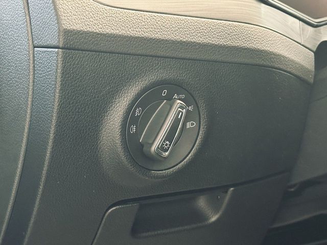 Skoda Superb 1.4 TSI iV DSG STYLE COMBI Navi*Standheiz 96.227 km 22.990 € Gebesee 99189