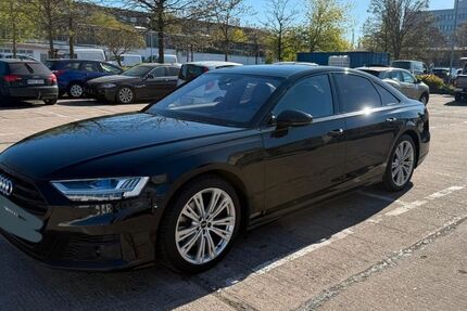 Audi A8 195.000 km 39.500 &euro; Hohenwarsleben 39326