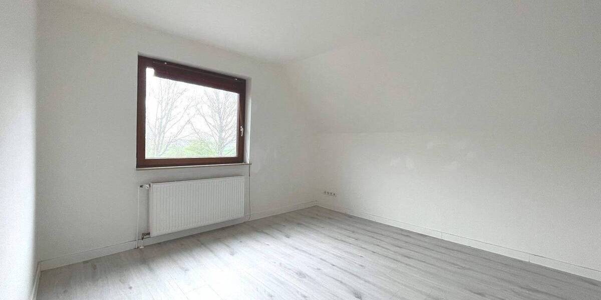 Etagenwohnung Oldendorf - 4 Zimmer, 76 m&sup2;, 852&euro; | Angebot:26488072