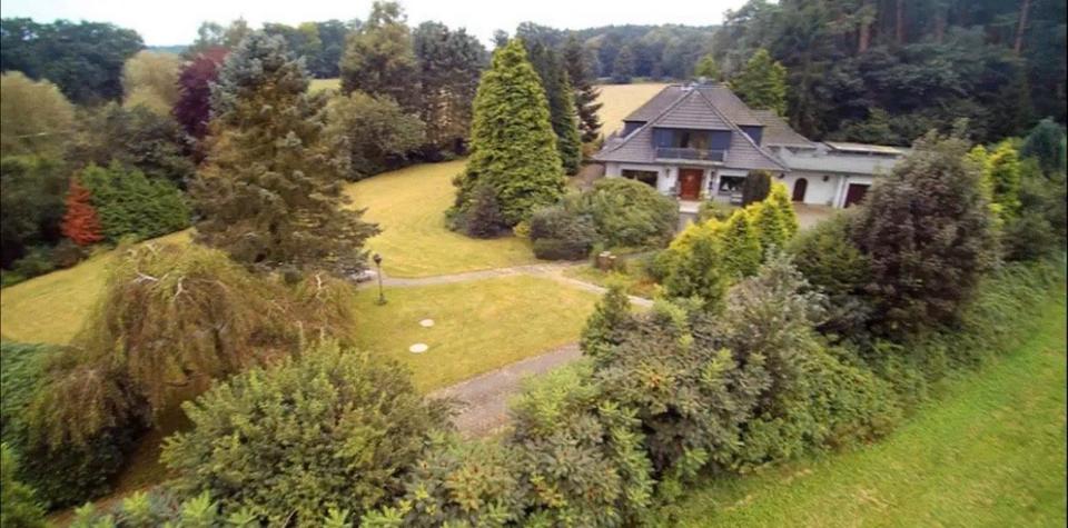 Einfamilienhaus Hanstedt - 12 Zimmer, 400 m&sup2;, 3.500&euro; | Angebot:26181393