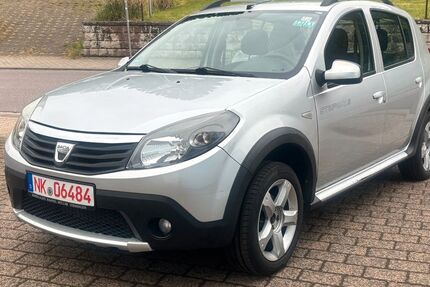 Dacia Sandero 130.650 km 4.790 &euro; Dirmingen 66571