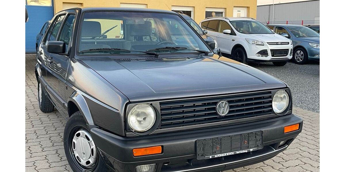VW Golf 90.610 km 4.499 &euro; Bad Harzburg 38667