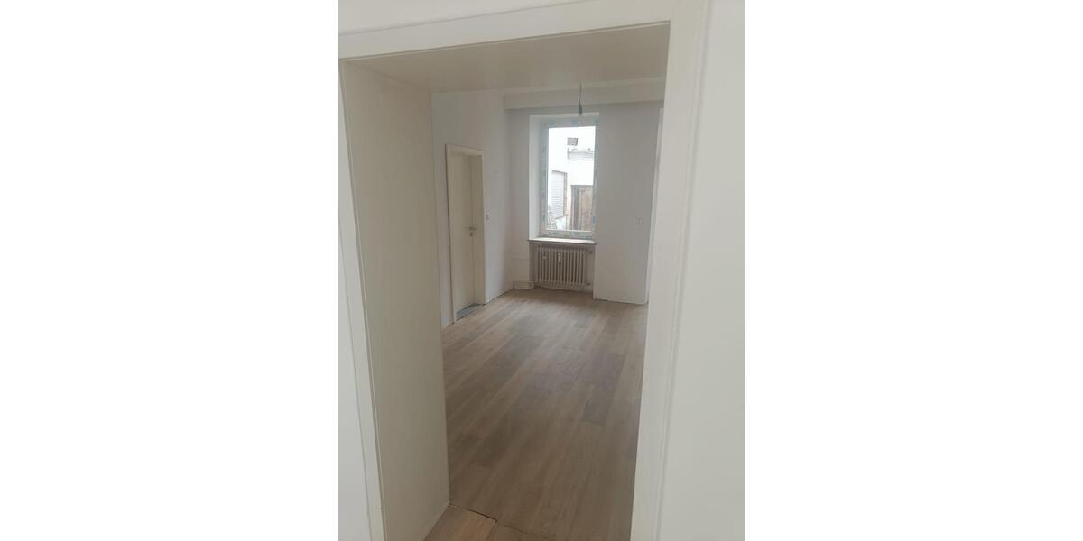 2 Zimmer Apartment im Erdgeschoss mit eigenen Hof 2 zimmer