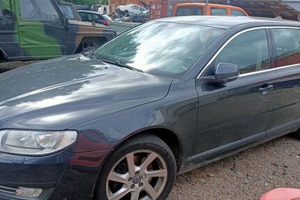 Volvo V70 176.907 km 8.000 &euro; Schkölen 07619