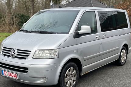 VW T5 Multivan 360.000 km 4.500 &euro; Kastorf 23847