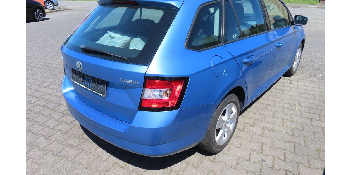 Skoda Fabia 166.800 km 7.590 &euro; Herschbach 56414