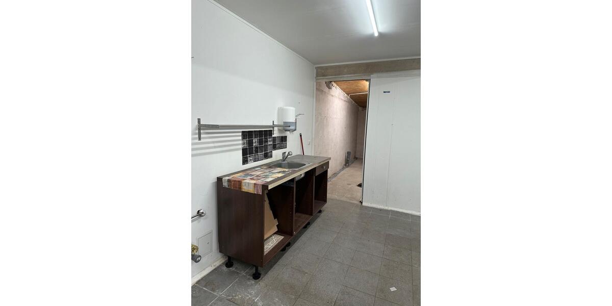 Gewerbeobjekt Bruckberg - 990&euro; | Angebot:24622190