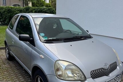 Toyota Yaris 160.000 km 1.950 &euro; Berlin 10963