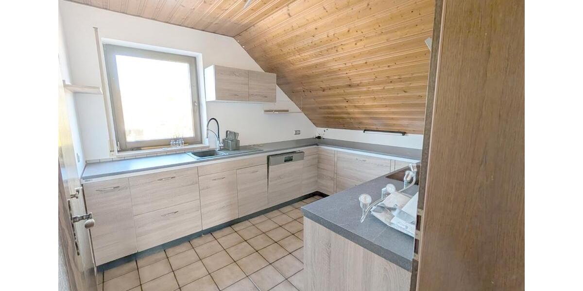 Dachgeschoßwohnung Hirschaid - 4 Zimmer, 115 m&sup2;, 1.150&euro; | Angebot:26303035
