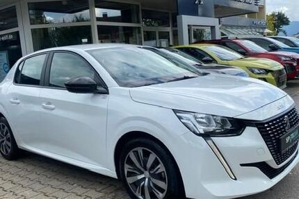 Peugeot 208 34.005 km 17.890 &euro; Penzberg 82377