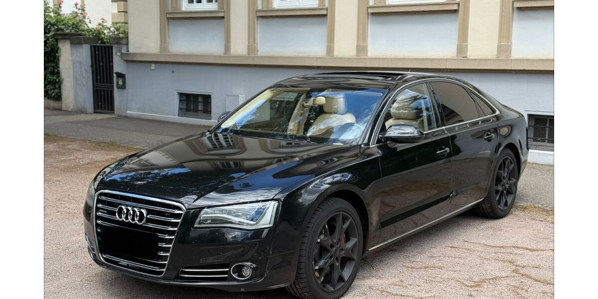 Audi A8 240.000 km 9.500 &euro; Kehl 77694