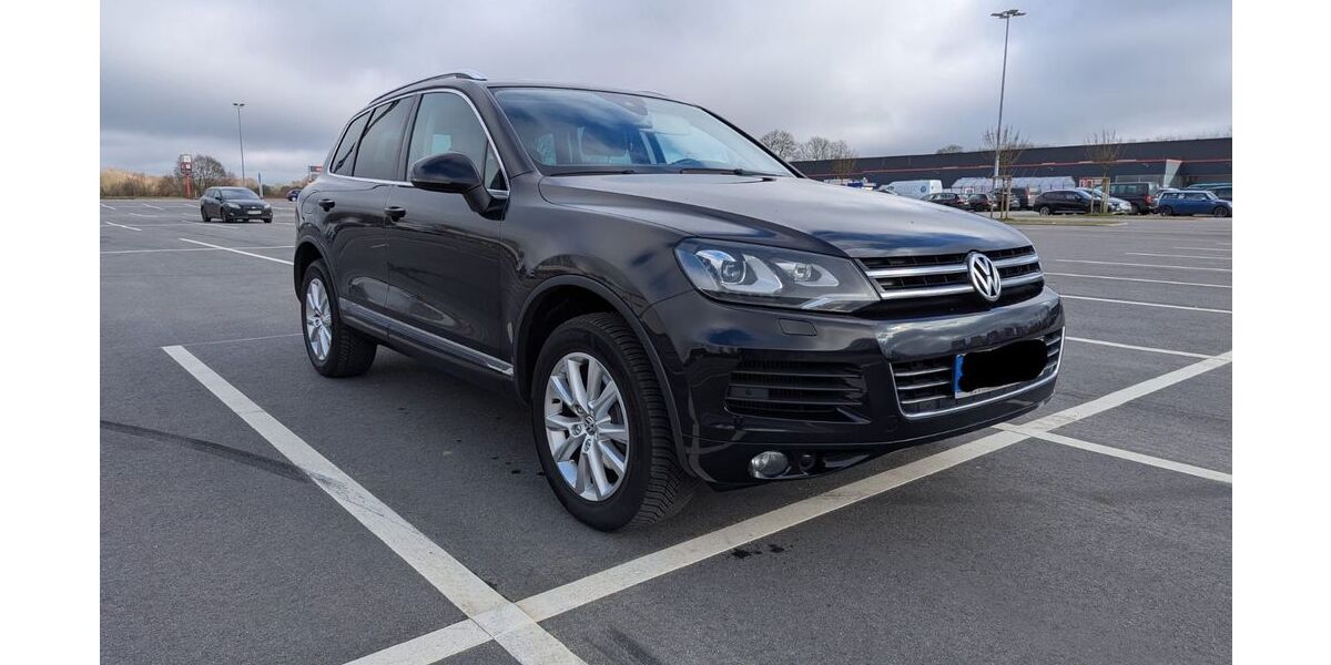 VW Touareg 210.889 km 9.000 &euro; Fockbek 24787