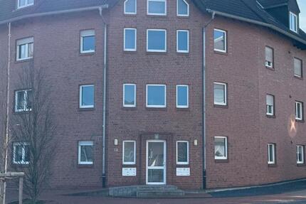 Helle 3-Zimmer-Dachgeschosswohnung mit Stellplatz zimmer