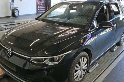 VW Golf 53.000 km 19.999 &euro; Südbrookmerland 26624