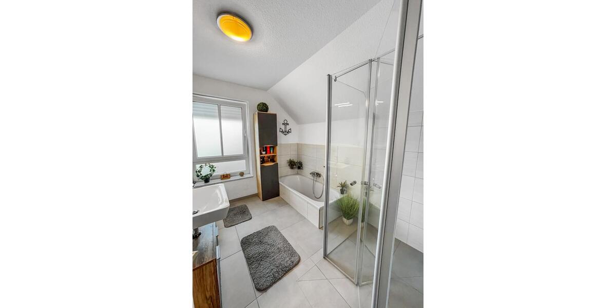 Reihenhaus Weyhe - 4 Zimmer, 109 m&sup2;, 1.550&euro; | Angebot:25441133