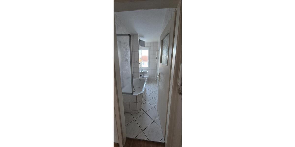 Etagenwohnung Kamenz - 4 Zimmer, 69 m&sup2;, 480&euro; | Angebot:25721643