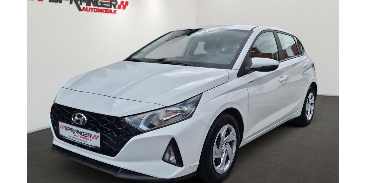 Hyundai i20 20.160 km 15.990 &euro; Calden - Westuffeln 34379