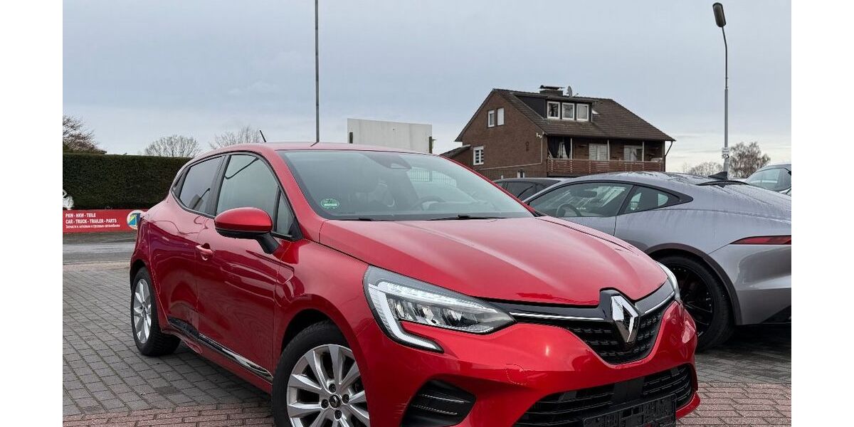Renault Clio 66.450 km 8.999 &euro; Gronau 48599