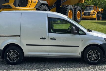 VW Caddy 76.600 km 12.500 &euro; Ratekau 23626