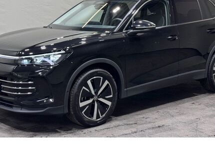VW Tiguan 12.962 km 41.930 &euro; Bad Düben 04849