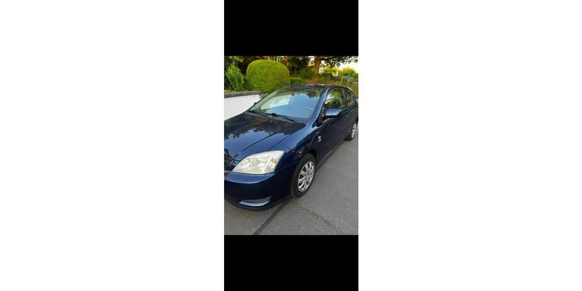 Toyota Corolla 180.000 km 2.499 &euro; Büdingen 63654