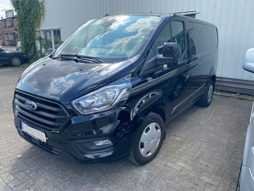 Ford Transit Custom 199.000 km 13.950 € Bielefeld 33739