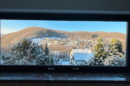 Helle Erdgeschosswohnung mit 3 Zimmer 3 zimmer