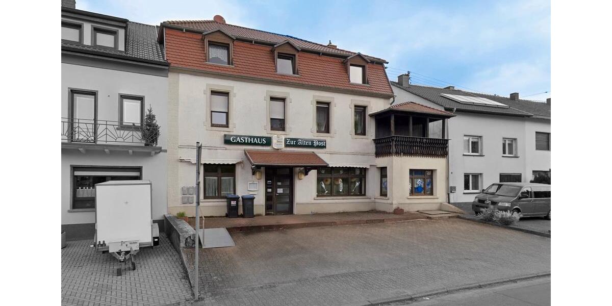 Mehrfamilienhaus, Wohnhaus Losheim am See - 11 Zimmer, 311 m&sup2;, 250.000&euro; | Angebot:25542337