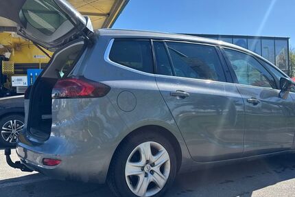 Opel Zafira Tourer 78.900 km 13.900 &euro; München 81927