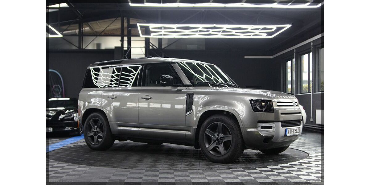 Land Rover Defender 45.000 km 63.999 &euro; Hemer 58675