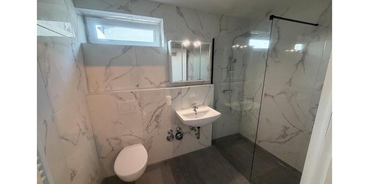 Erdgeschoßwohnung Ludwigshafen am Rhein Ludwigshafen-Oggersheim - 3 Zimmer, 96 m&sup2;, 1.290&euro; | Angebot:26683127