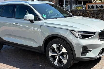 Volvo XC40 2.300 km 38.500 &euro; Hohnhorst 31559