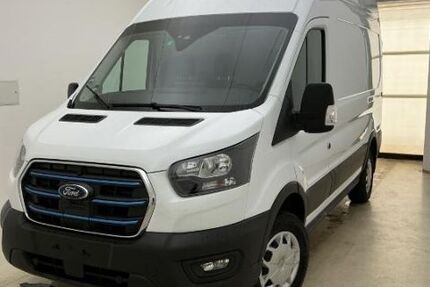 Ford Transit 2.329 km 32.980 &euro; Leipzig 04179