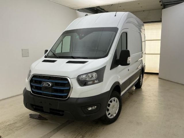 Ford Transit 2.329 km 32.980 &euro; Leipzig 04179